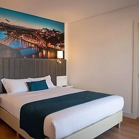 Interface Trindade By Kavia Otel Porto