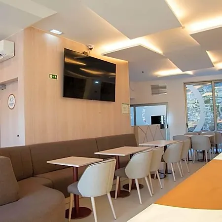 Interface Trindade By Kavia 2* Porto