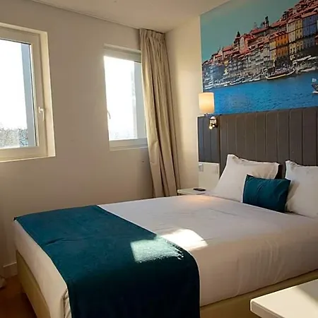 Otel Interface Trindade By Kavia 2*