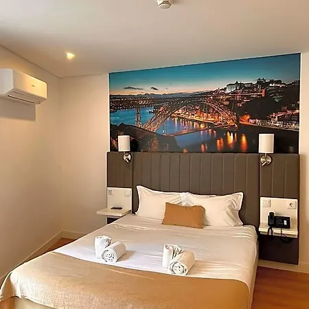Interface Trindade By Kavia Otel Porto