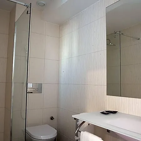 Otel Interface Trindade By Kavia